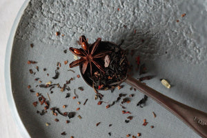 Spicy Gingerbread Black Tea Holiday Tin